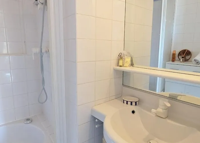 Les Pieds Dans Le Sable, 4 Pers- Wifi & Parking